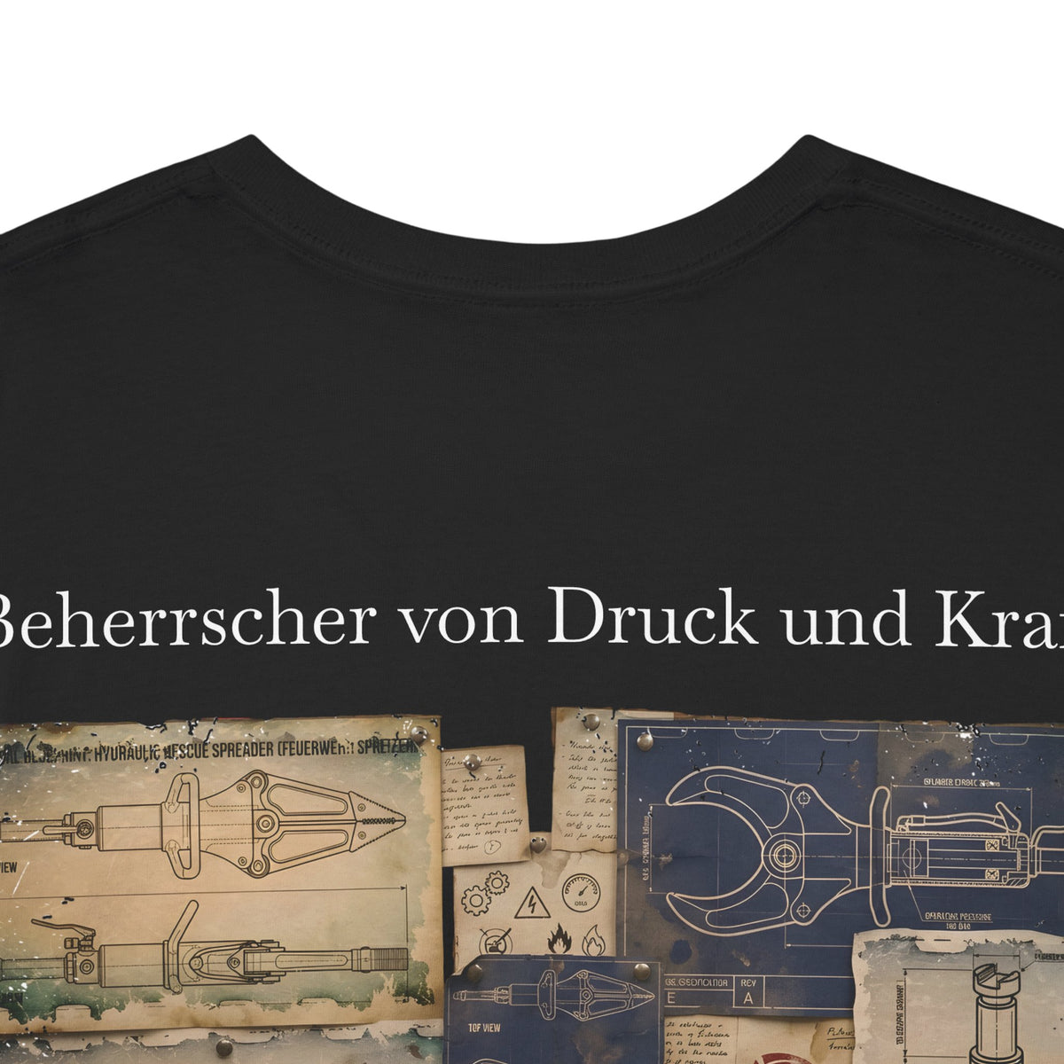 Rückenprint Nahaufnahme rechts Feuerwehr T-Shirt Hydraulik Künstler – Nahaufnahme Blaupausen-Collage Rettungsschere und Spreizer Vintage-Design