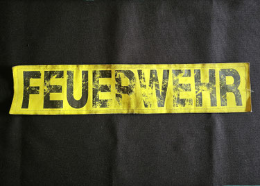 Traditionelle Feuerwehr Rückenschilder